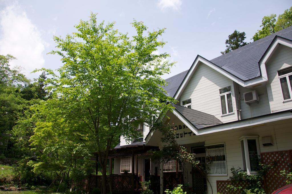 B&B Sunset Inn Hakuba Exterior photo